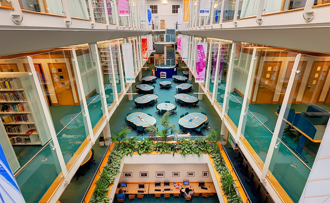 HERTFORDSHIRE UNIVERSITY3